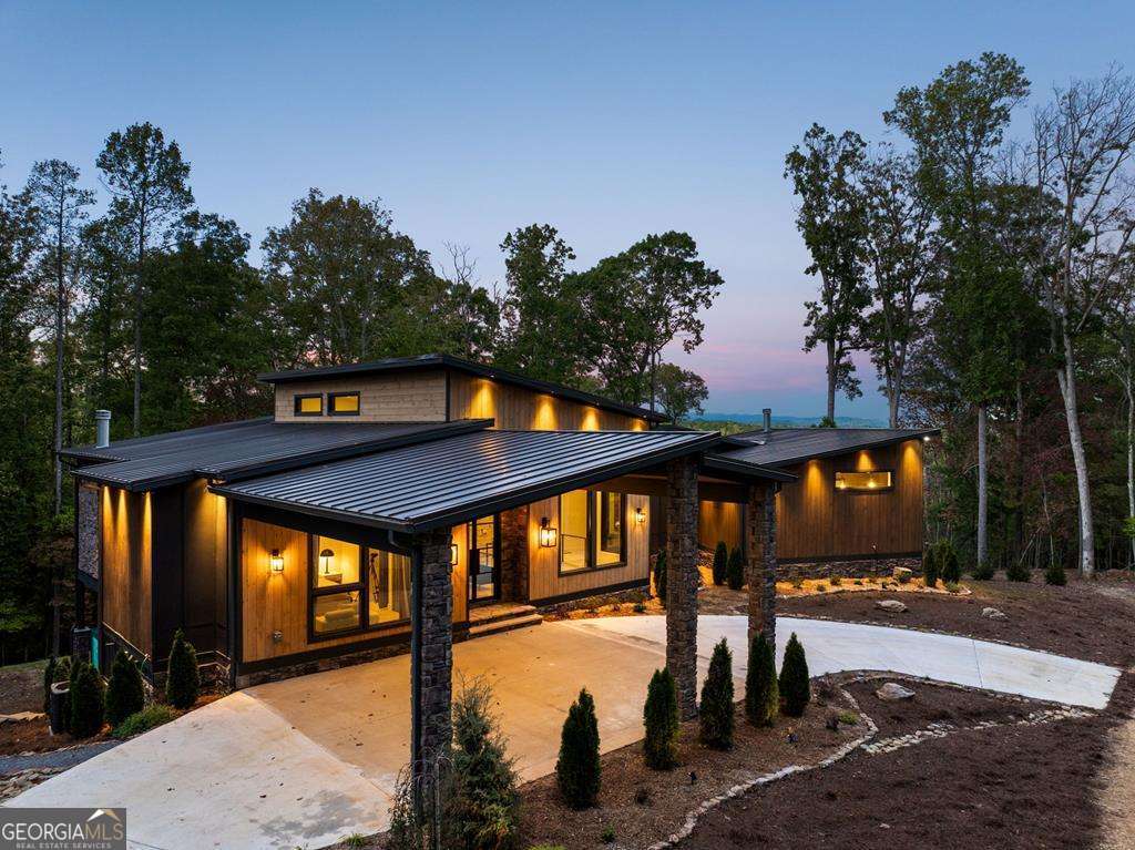 103 Dry Branch Trail — Blue Ridge
