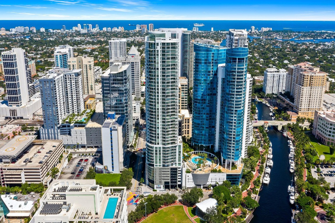 100 E Las Olas Blvd 1701 — Fort Lauderdale